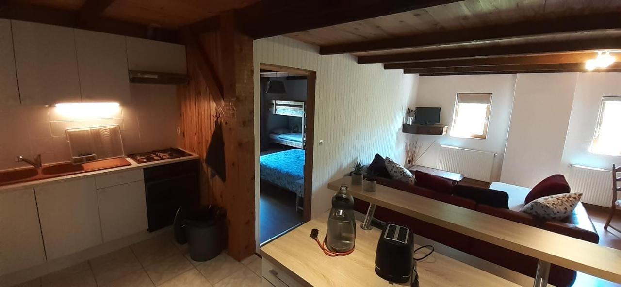 L' Appartement Du Camping Hautoreille Bannes  외부 사진
