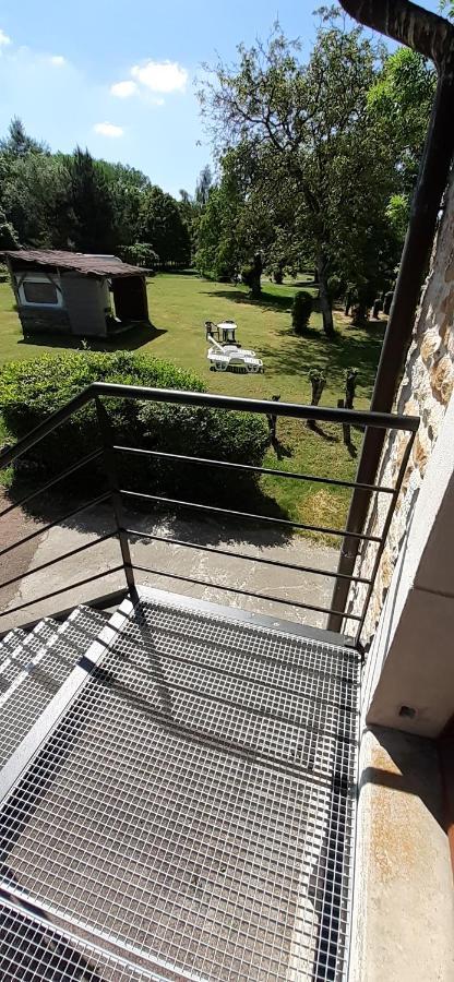 L' Appartement Du Camping Hautoreille Bannes  외부 사진